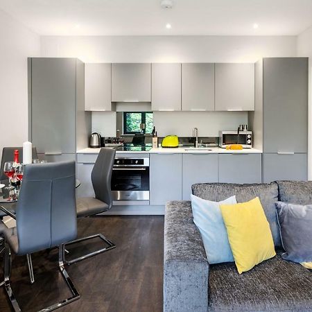Homely - Watford Premier Apartments Eksteriør bilde
