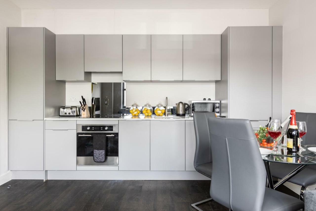 Homely - Watford Premier Apartments Eksteriør bilde